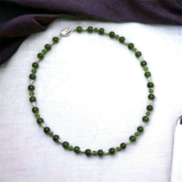 JADE / PEARL/SILVER BEADED EVERYDAY NECKLACE. MARKED 925. - Picture 10 of 15